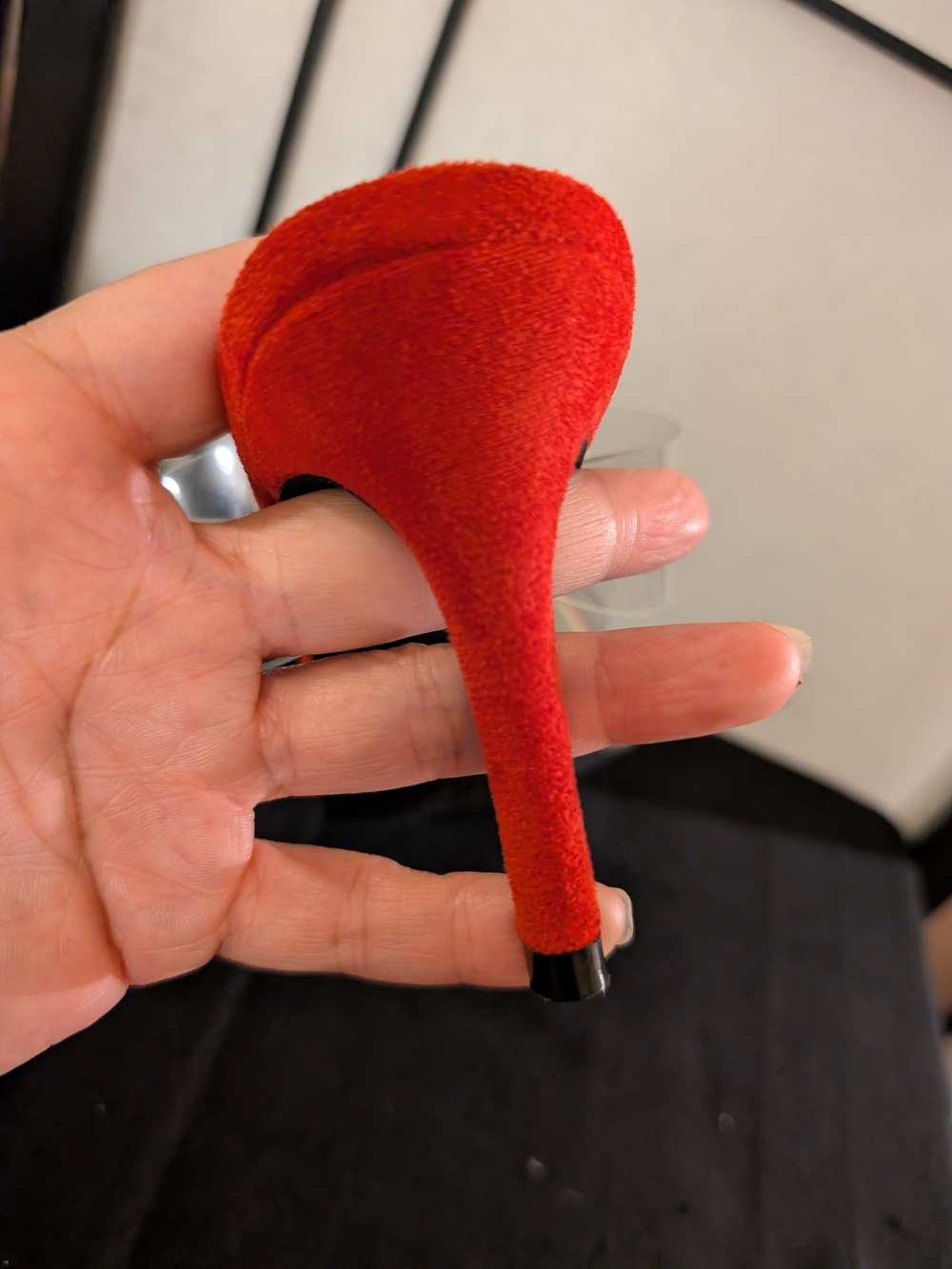VICI Red Heart-Detail Clear Strap Mules - Picture 5 of 11
